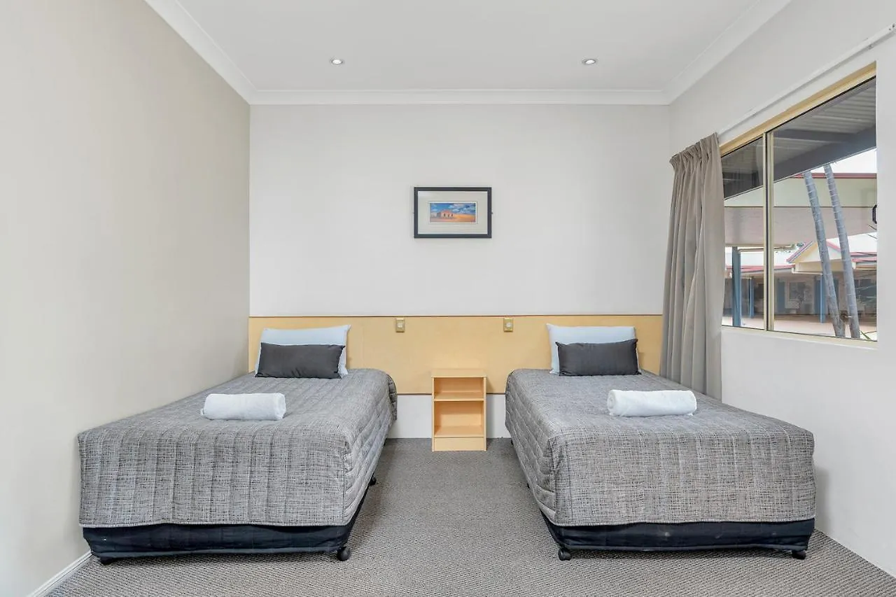 Midlander Motor Inn Emerald Hotel