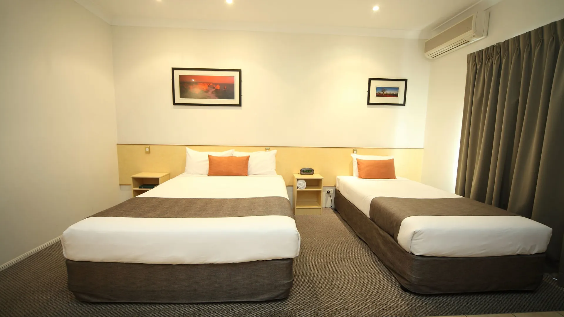 Hotel Midlander Motor Inn Emerald