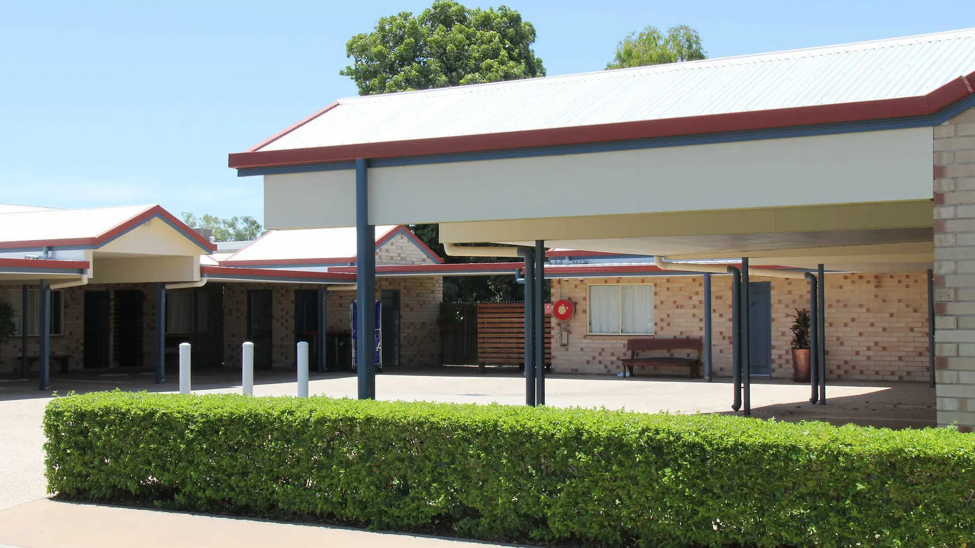 Midlander Motor Inn Emerald Hotel